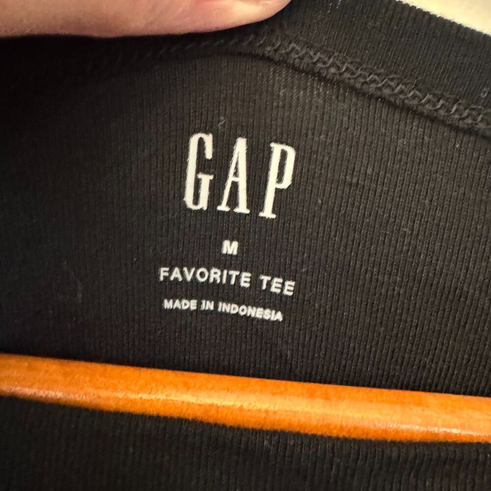 Gap "Favorite Tee" Women's Black Boat Neck Long Sleeve Shirt Size M - Picture 5 of 7